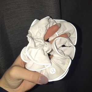 Lululemon hair scrunchie